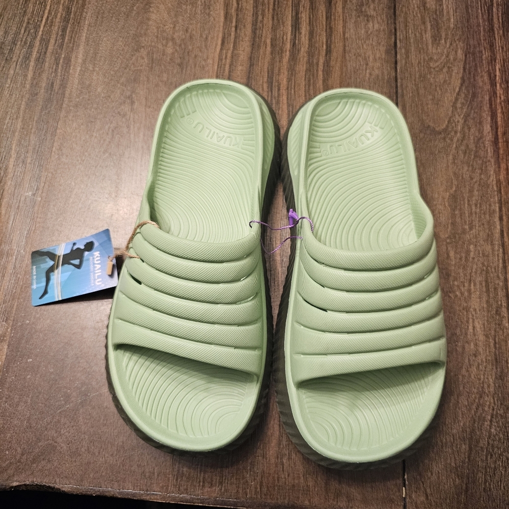 KUAILU Green Slide Sandals